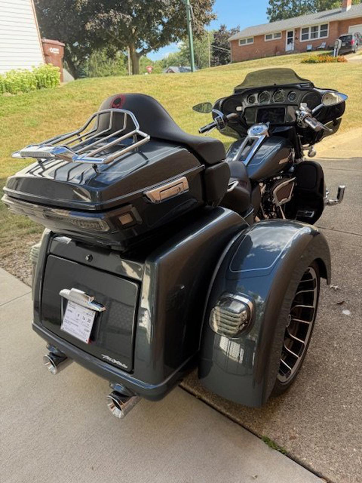 2025 Harley-Davidson flhtcutg